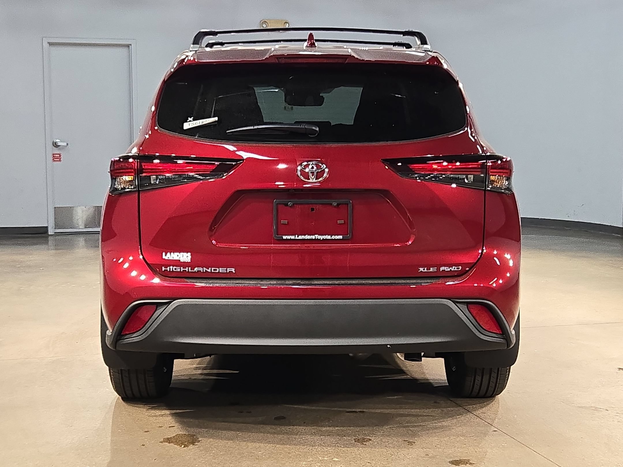 New 2026 Toyota Highlander XLE AWD/4WD image 6