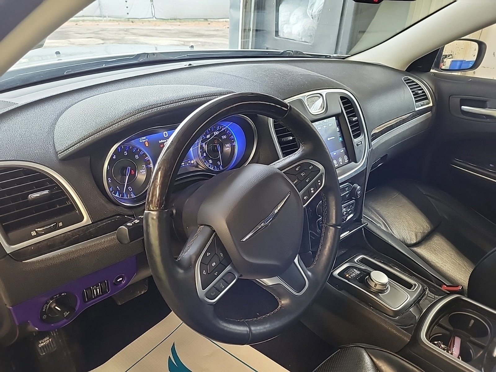 Used 2017 Chrysler 300 C w/ Safetytec Plus Group image 5