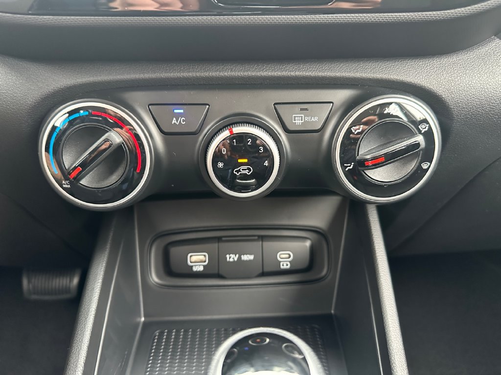 New 2026 Hyundai Venue SE FWD image 17