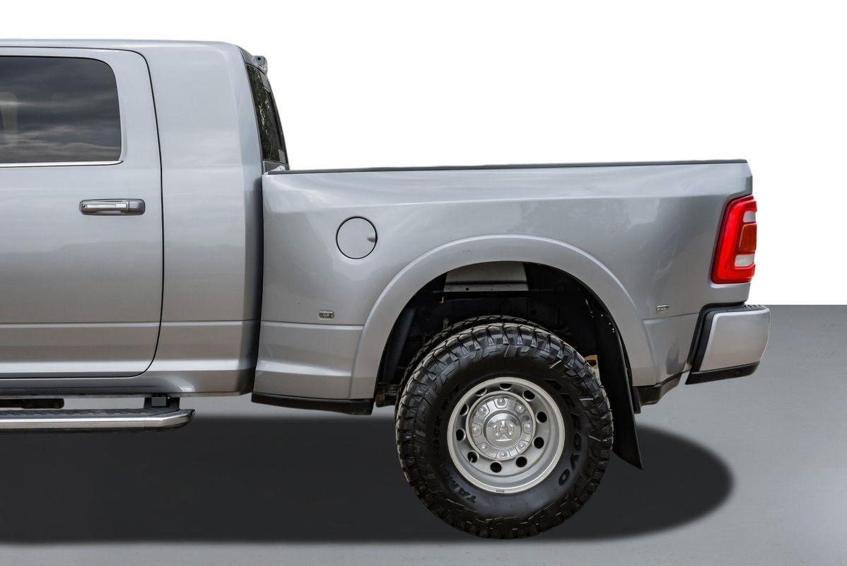 Used 2022 RAM 3500 Laramie AWD/4WD image 11