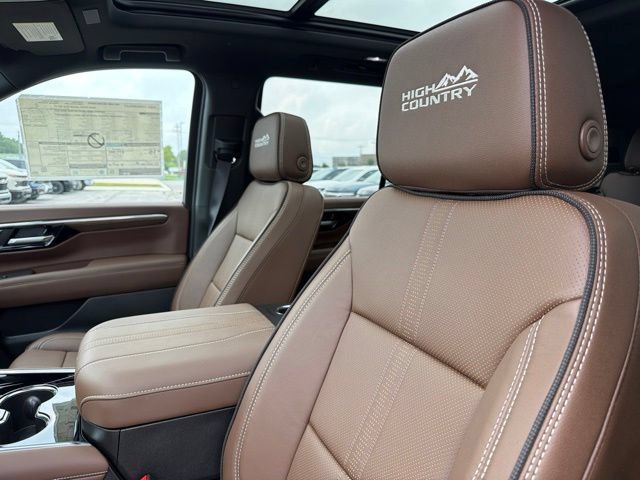 New 2026 Chevrolet Tahoe High Country AWD/4WD image 10