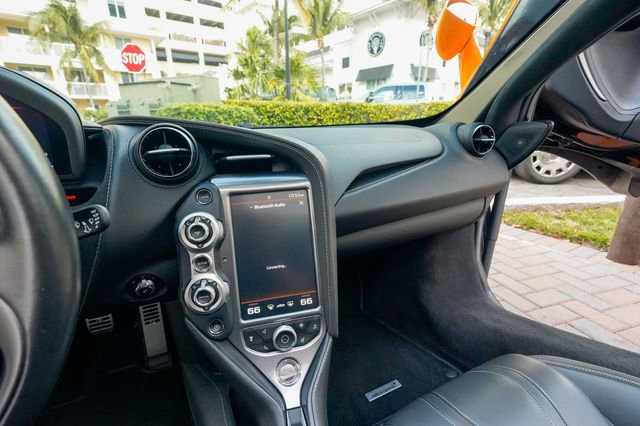 Used 2020 McLaren 720S Luxury image 64