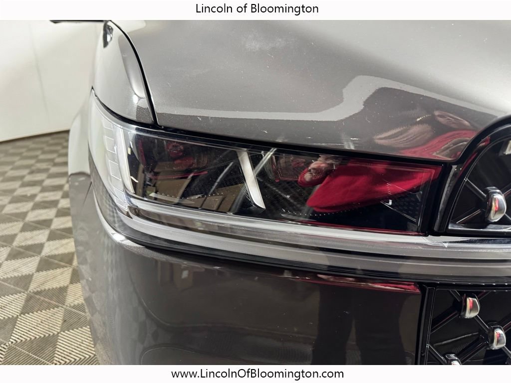 New 2025 Lincoln Navigator L Black Label AWD/4WD image 12