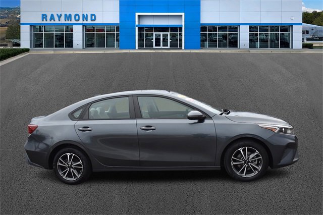 Certified 2022 Kia Forte LXS w/ LXS Technology Package image 2