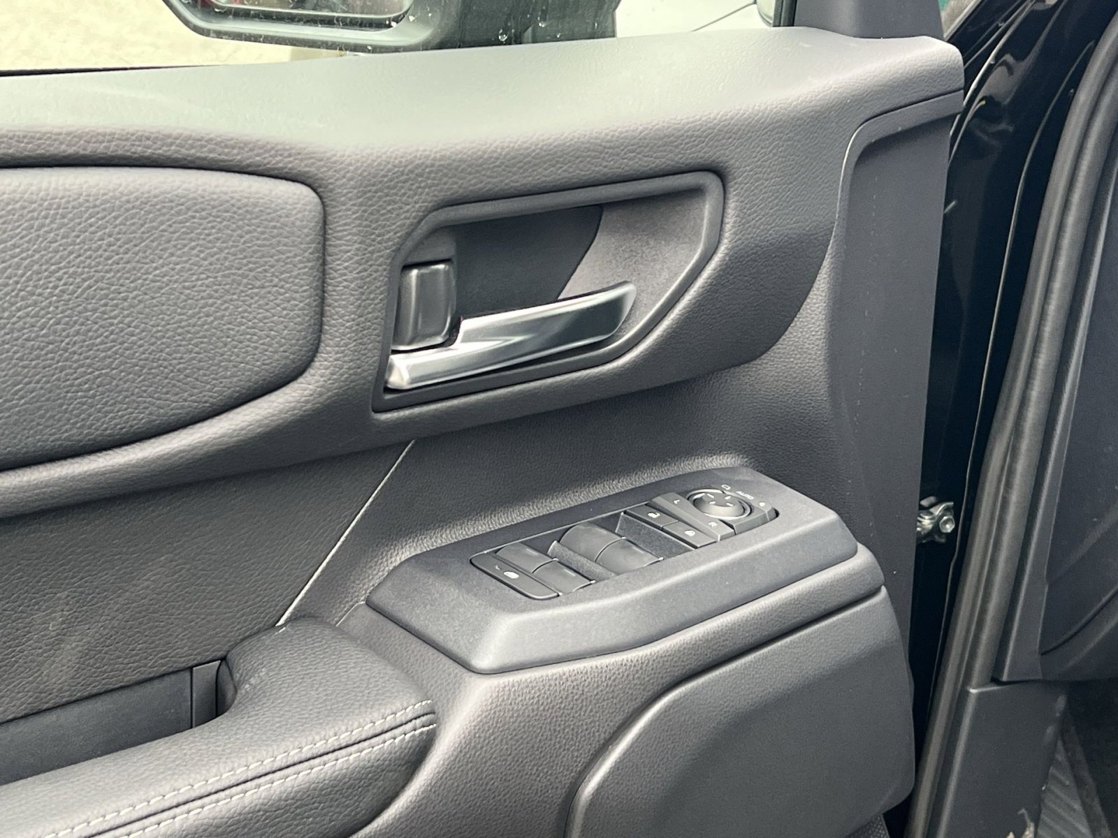 New 2026 Toyota Land Cruiser image 10