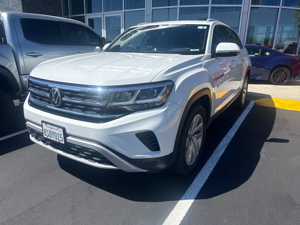Used 2020 Volkswagen Atlas Cross Sport SE w/ Panoramic Sunroof Package FWD image 1