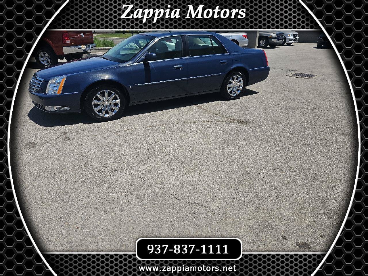 Used 2009 Cadillac DTS w/ Sun And Sound Package FWD image 1