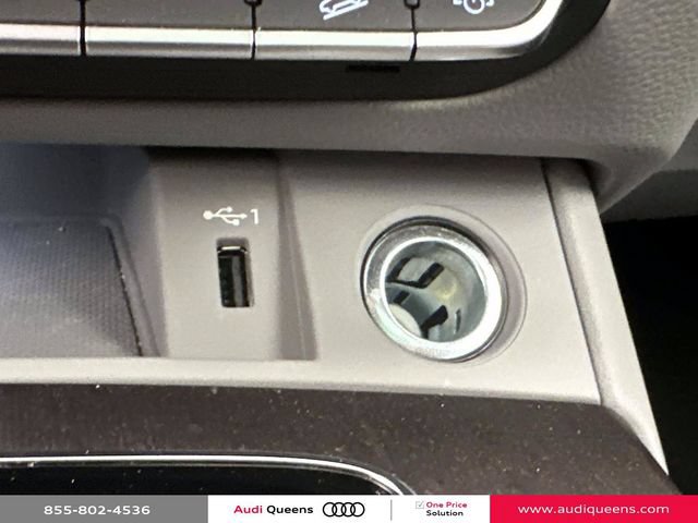 Used 2023 Audi Q5 2.0T Premium Plus w/ Premium Plus Package AWD/4WD image 26