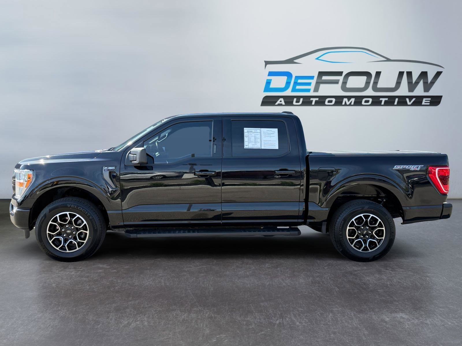 Used 2022 Ford F150 XLT w/ Equipment Group 301A Mid AWD/4WD image 6