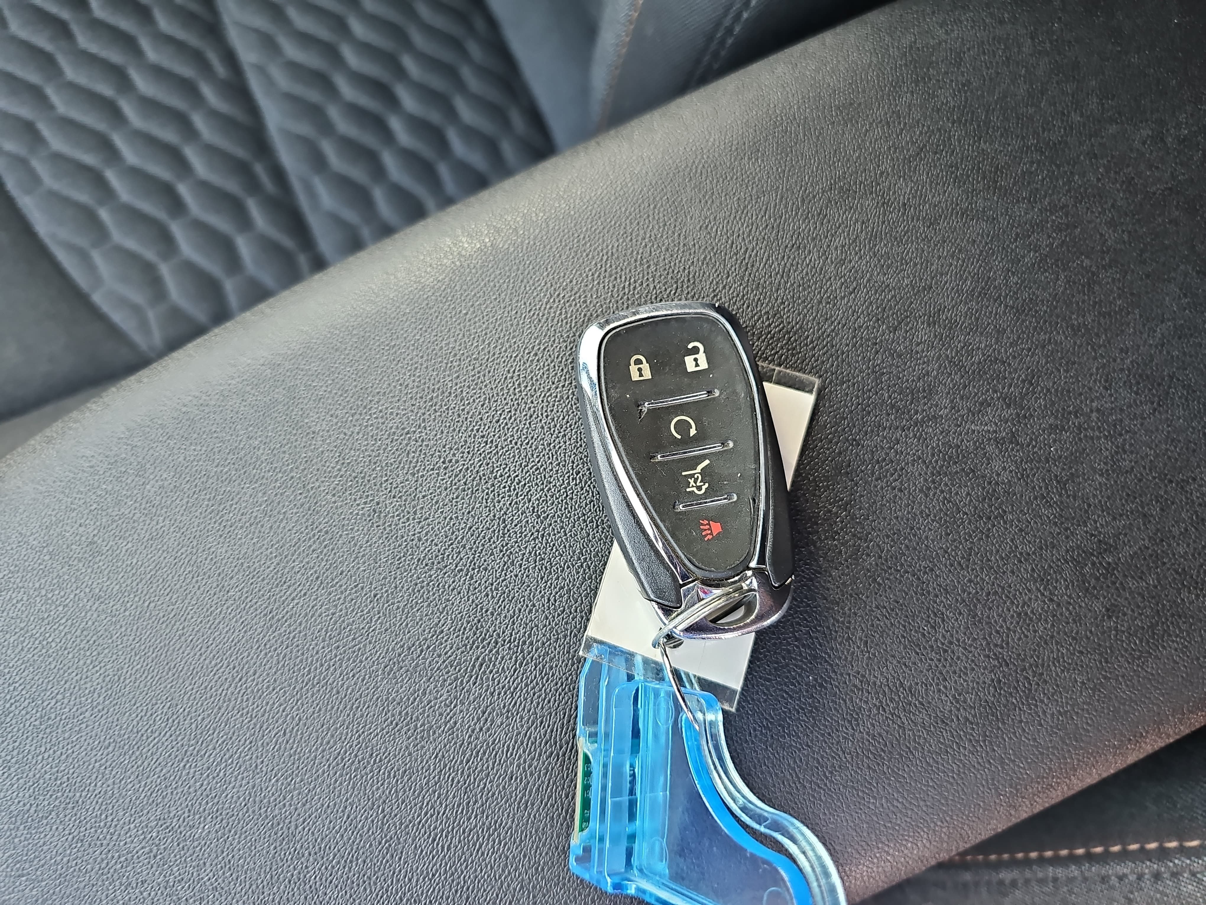 Used 2020 Chevrolet Equinox LT FWD image 35