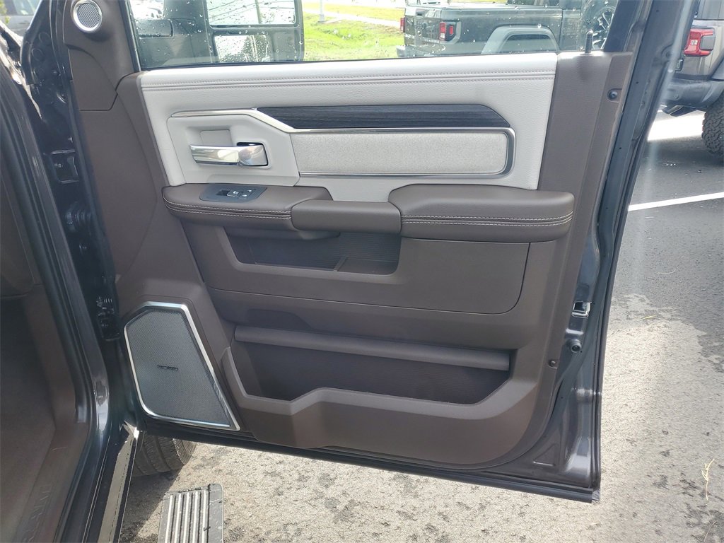 New 2025 RAM 2500 Laramie image 34