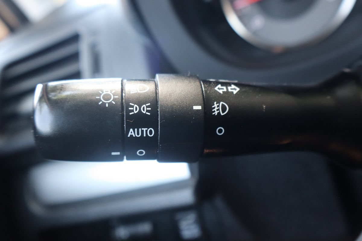 Used 2015 Subaru Forester 2.5i Limited AWD/4WD image 33
