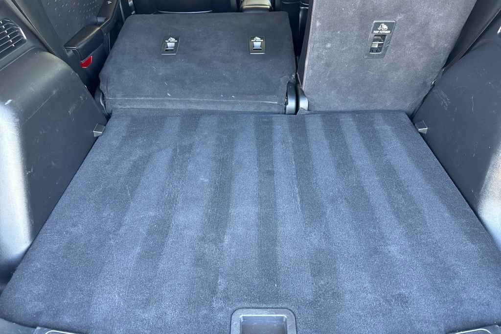 Used 2020 Ford Escape SEL image 12