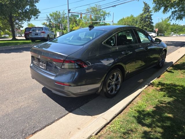 Used 2023 Honda Accord EX image 8