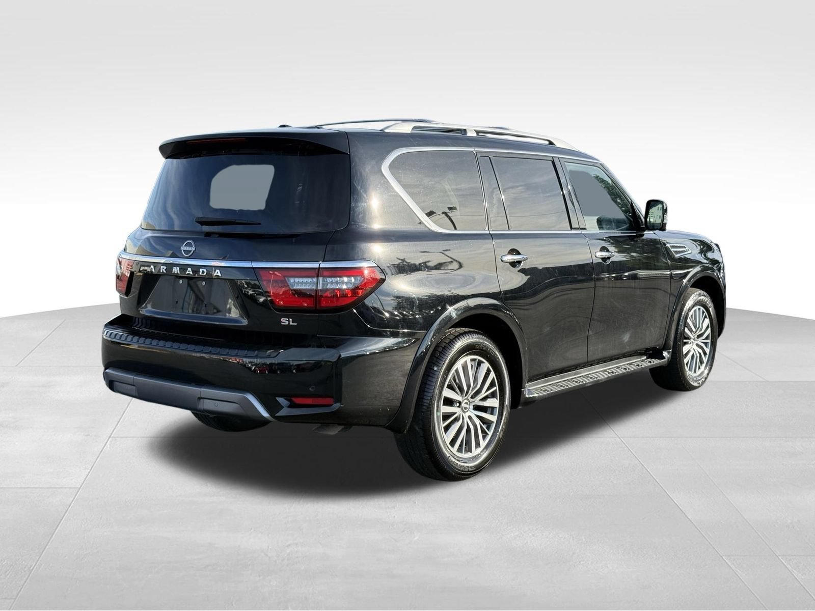 Used 2024 Nissan Armada SL w/ Cargo Package AWD/4WD image 4