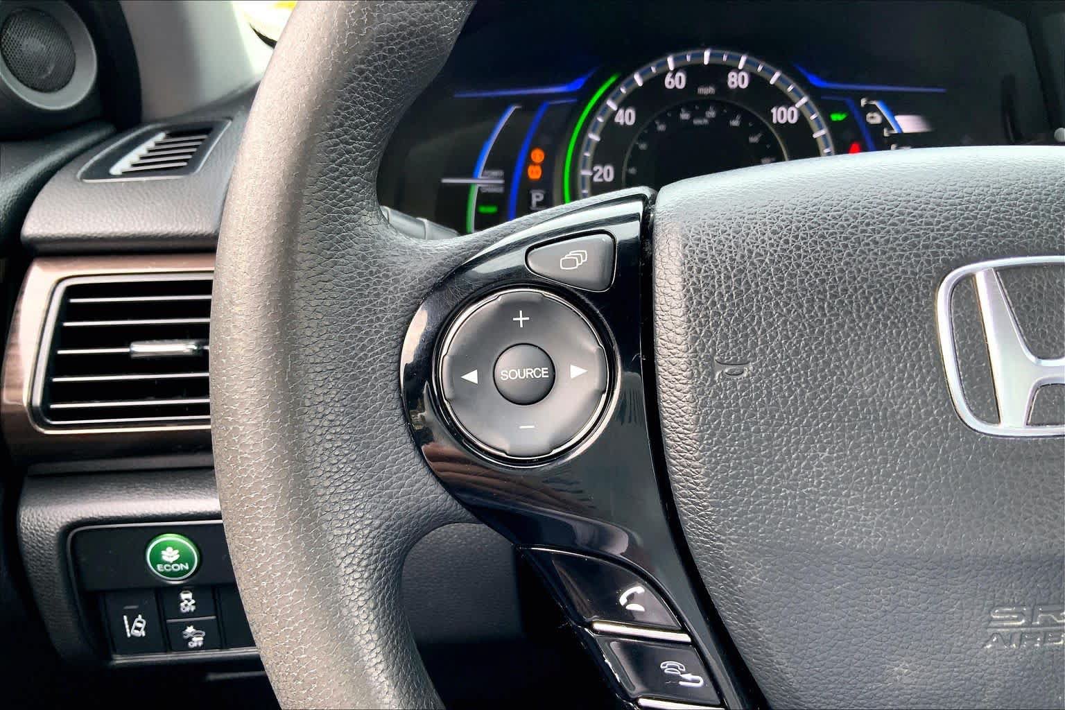 Used 2017 Honda Accord Hybrid Sedan image 24