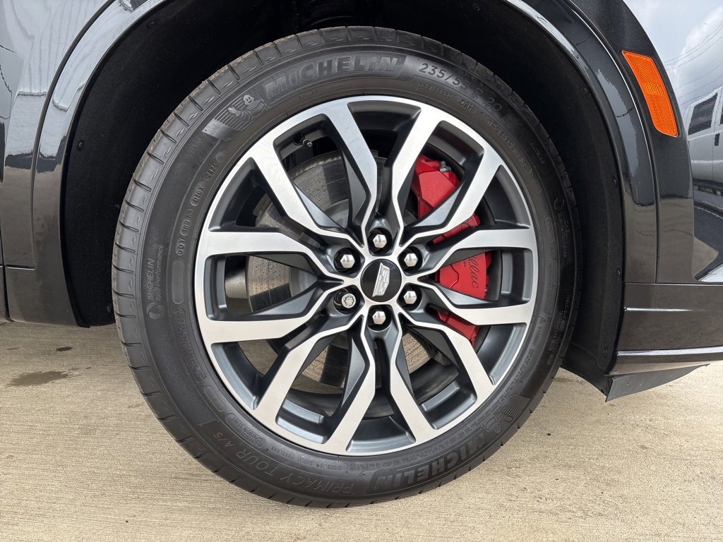 Used 2025 Cadillac XT6 Sport image 42