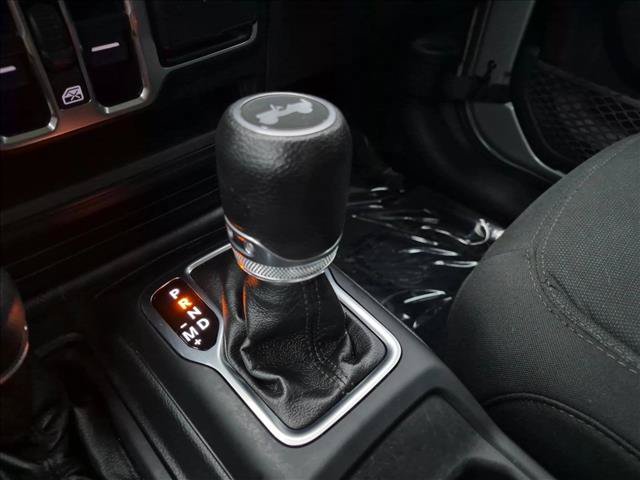 Used 2020 Jeep Wrangler Unlimited Sport AWD/4WD image 12