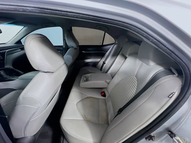 Used 2018 Toyota Camry SE image 21