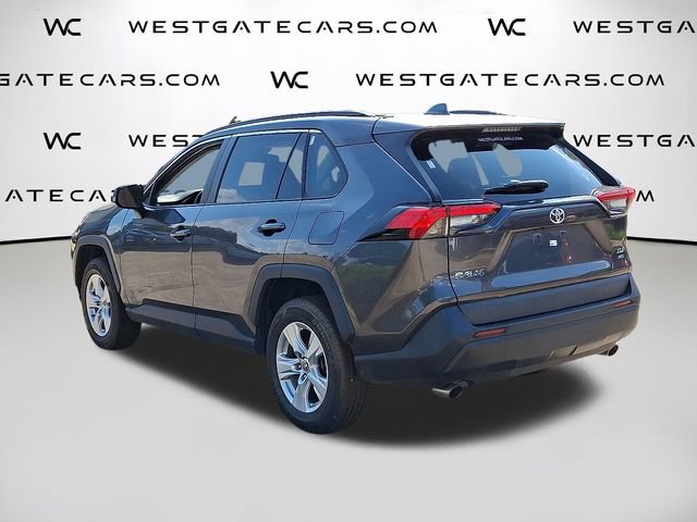 Used 2021 Toyota RAV4 XLE image 4