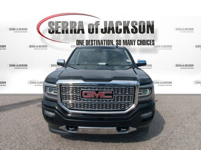 Used 2018 GMC Sierra 1500 Denali w/ Denali Ultimate Package AWD/4WD image 3