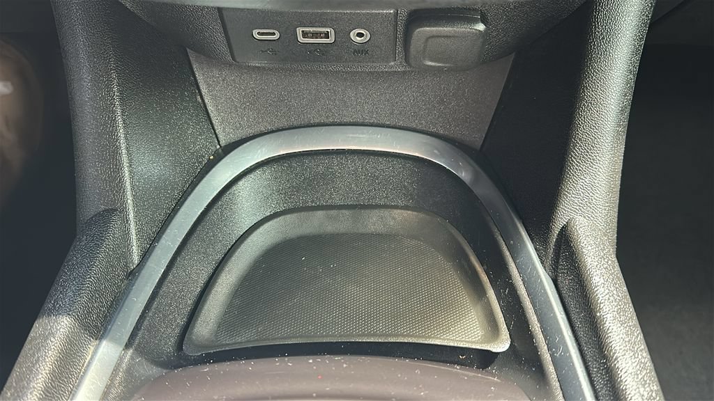 Used 2021 Chevrolet Malibu LT FWD image 27
