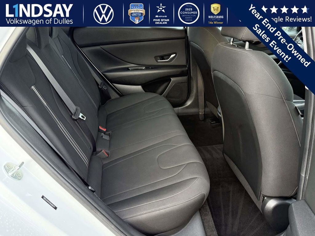 Used 2022 Hyundai Elantra SEL w/ Convenience Package image 12