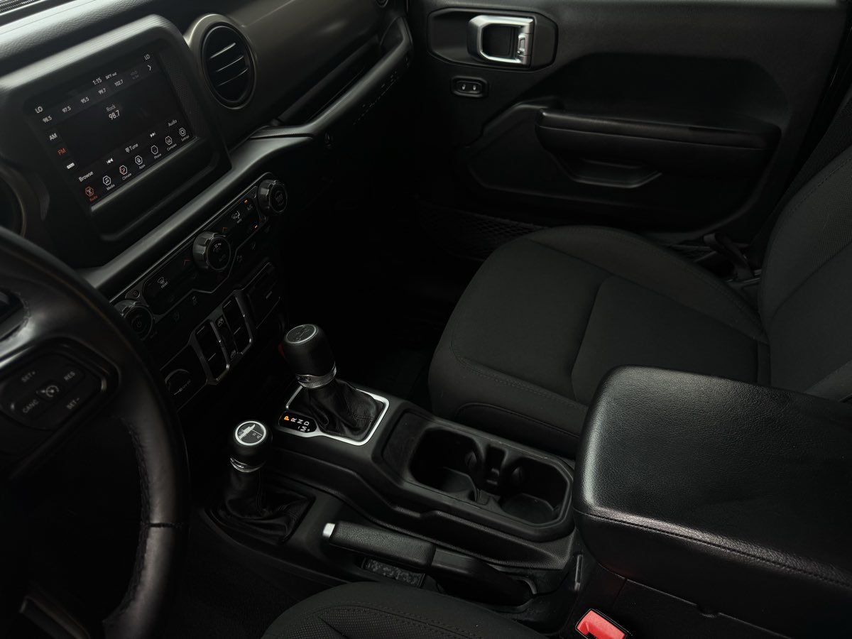 Used 2020 Jeep Wrangler Unlimited Sport S AWD/4WD image 19