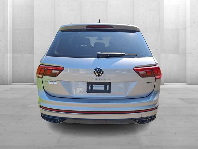 Certified 2024 Volkswagen Tiguan SE R-Line AWD/4WD image 5