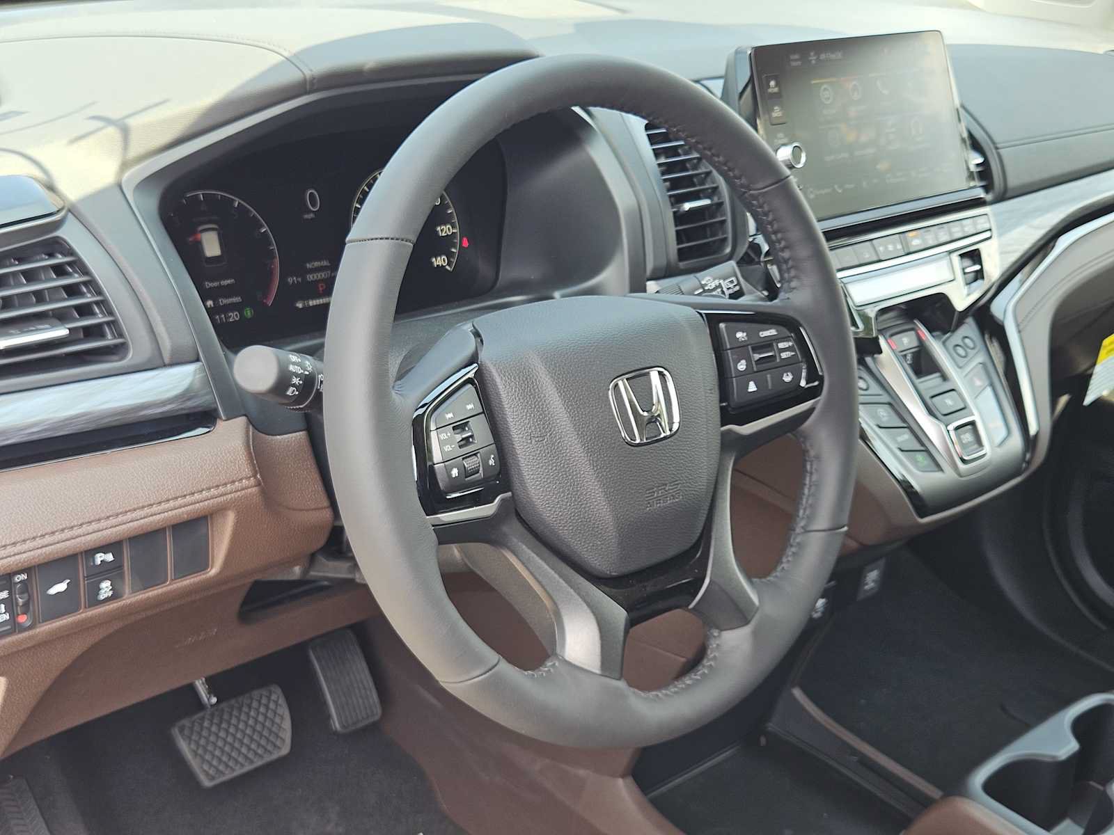 New 2026 Honda Odyssey Elite image 2