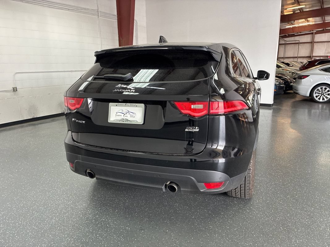 Used 2020 Jaguar F-PACE Prestige AWD/4WD image 4
