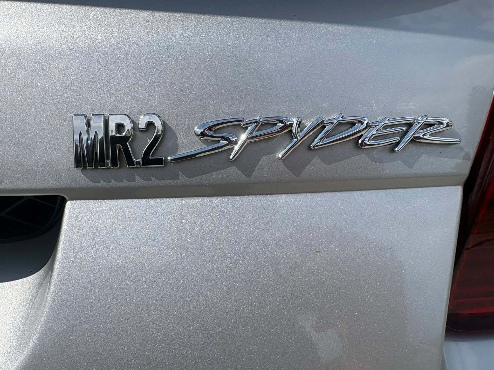 Used 2003 Toyota MR2 RWD image 10