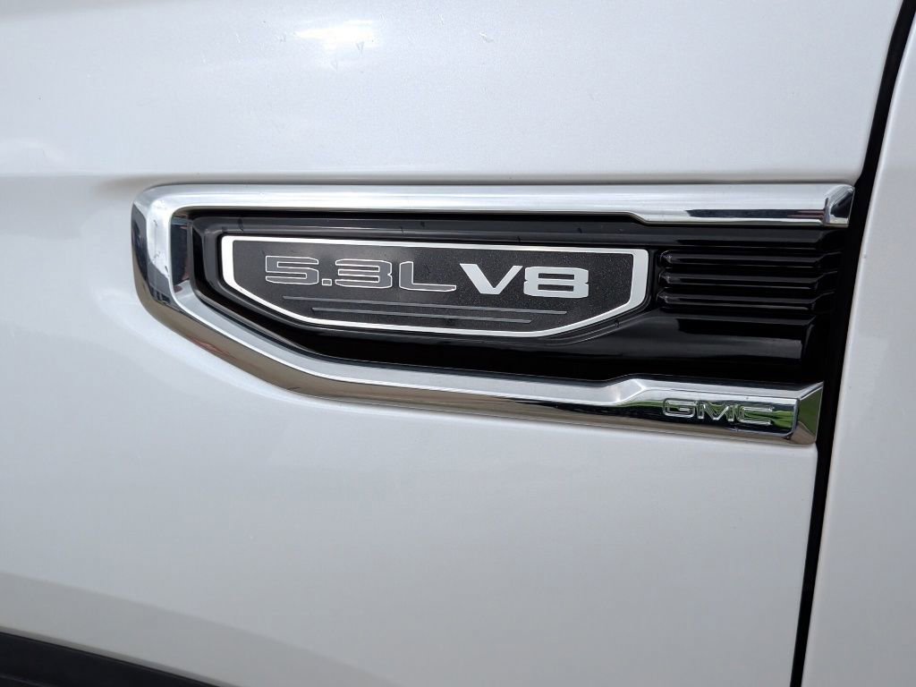 Used 2022 GMC Sierra 1500 SLT w/ SLT Convenience Package image 11