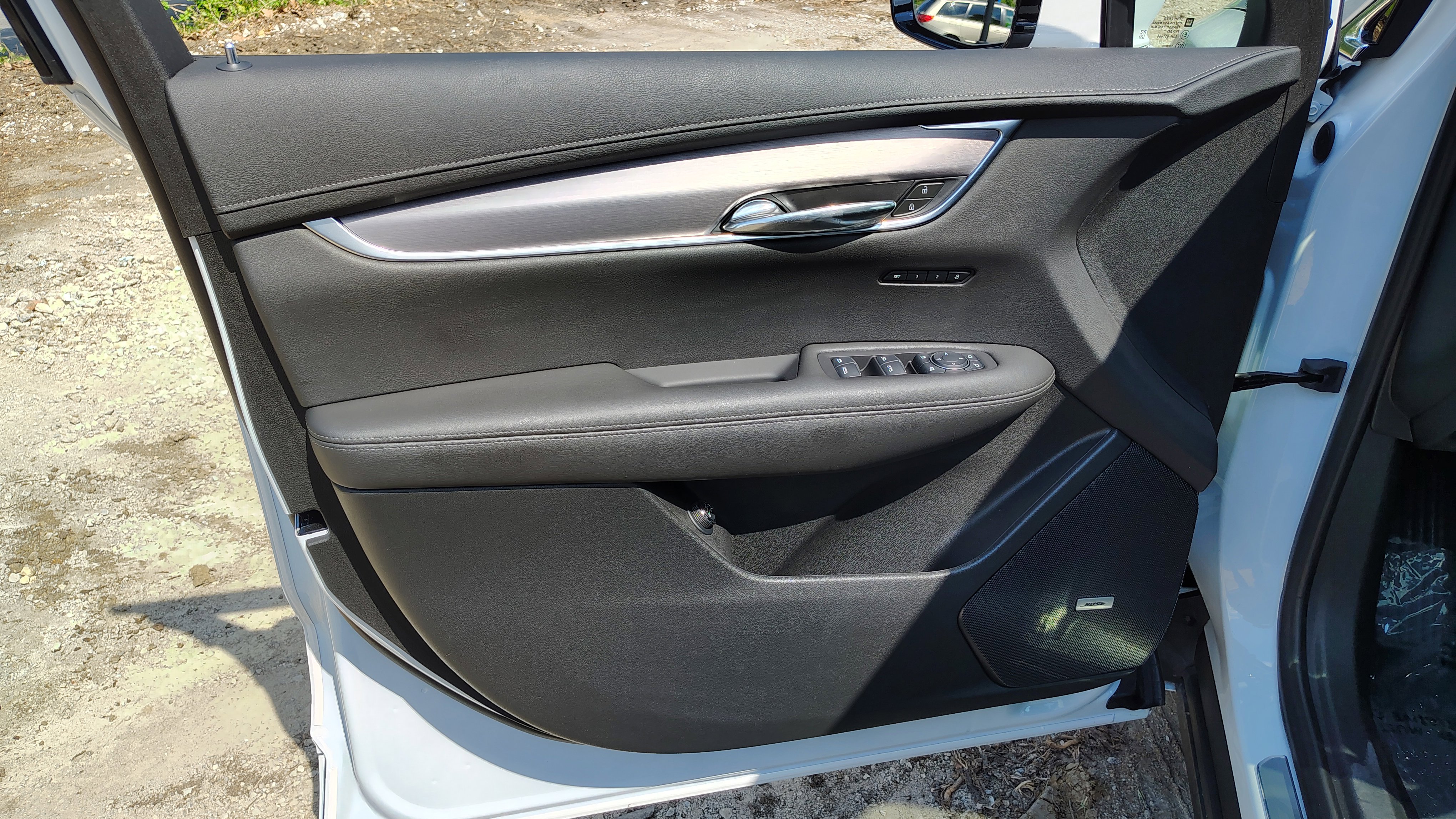 New 2025 Cadillac XT6 Luxury w/ LPO, Premium Carpet Package image 11