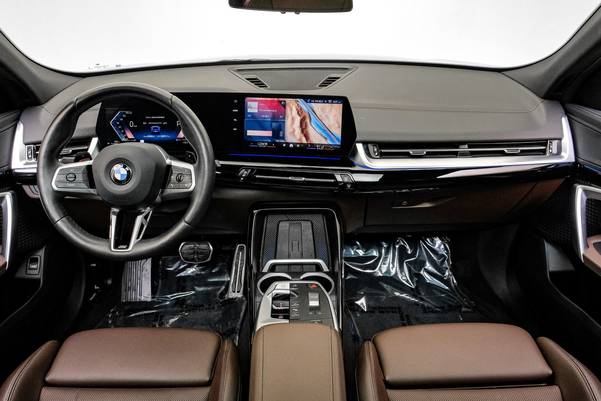 Used 2025 BMW X2 xDrive28i AWD/4WD image 19