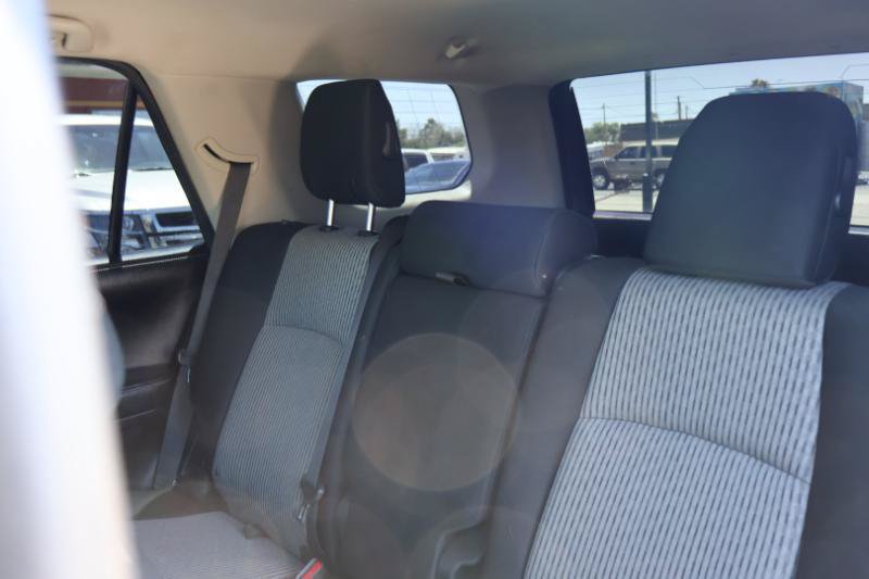 Used 2016 Toyota 4Runner SR5 AWD/4WD image 24