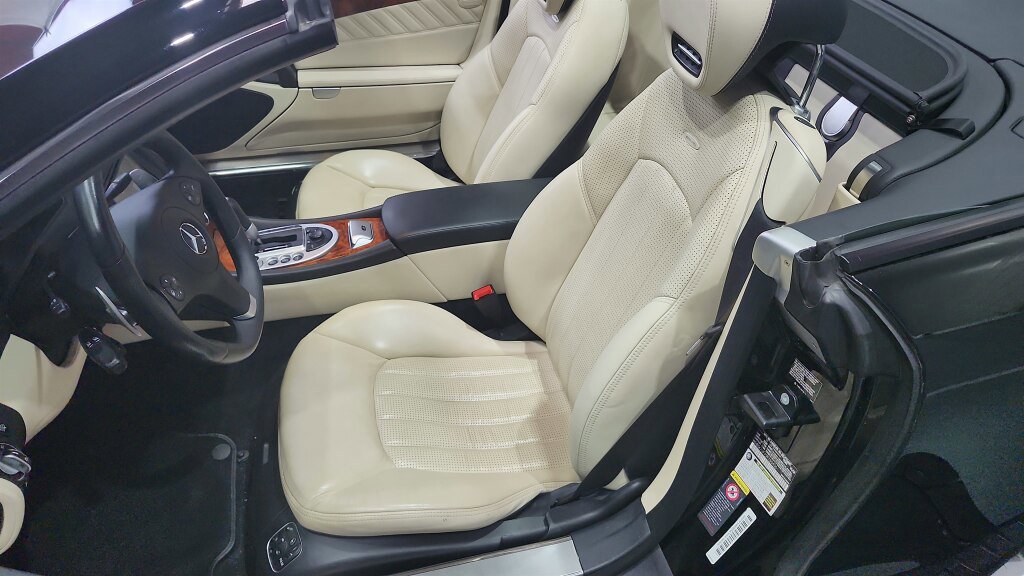 Used 2009 Mercedes-Benz SL 63 AMG image 13