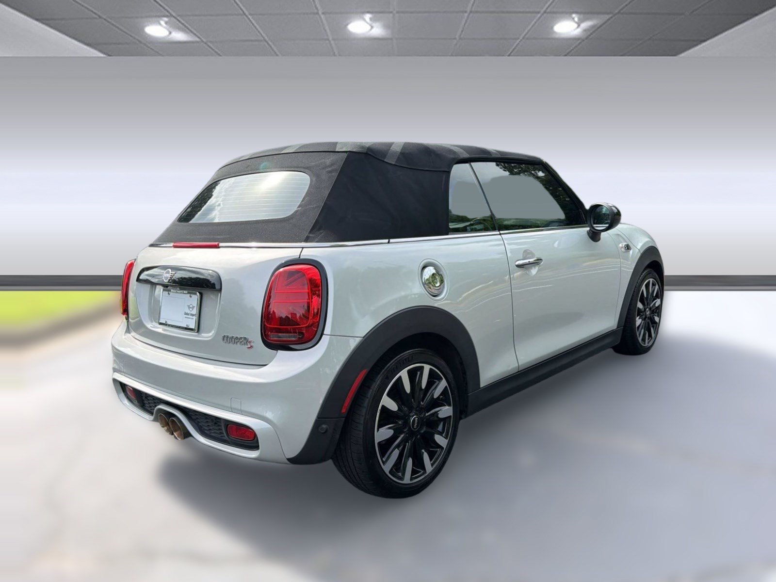 Used 2019 MINI Cooper S FWD image 9