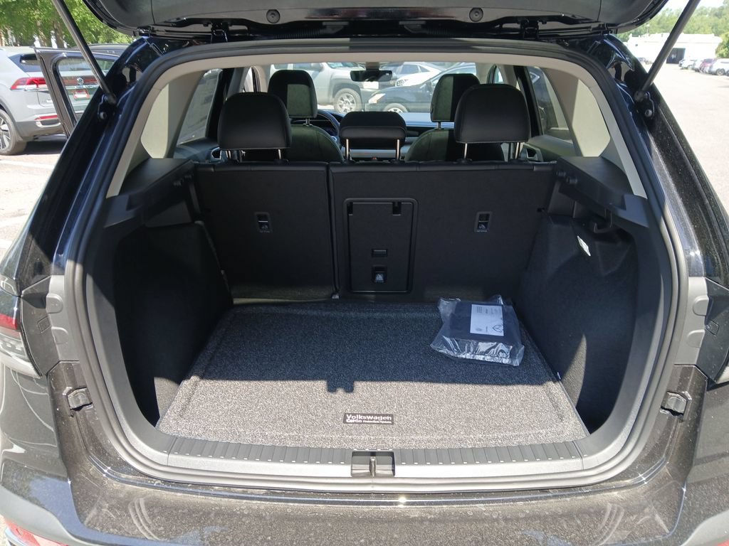 New 2026 Volkswagen Taos SEL AWD/4WD image 23