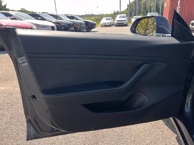 Used 2019 Tesla Model 3 Long Range RWD image 9