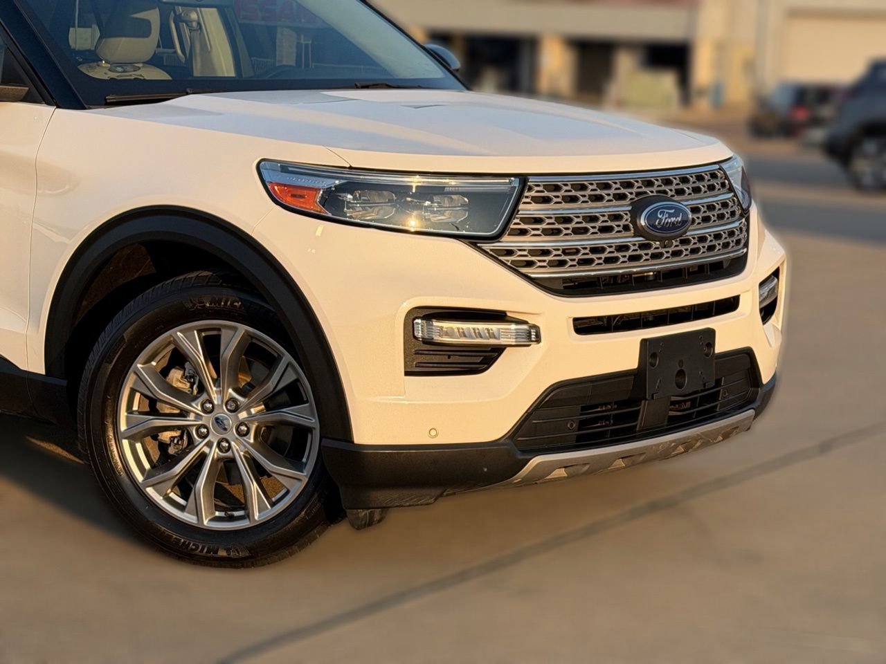 Used 2022 Ford Explorer Limited w/ Equipment Group 301A RWD image 8