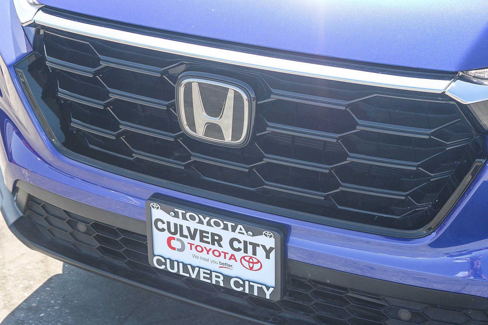 Used 2025 Honda CR-V EX-L image 6