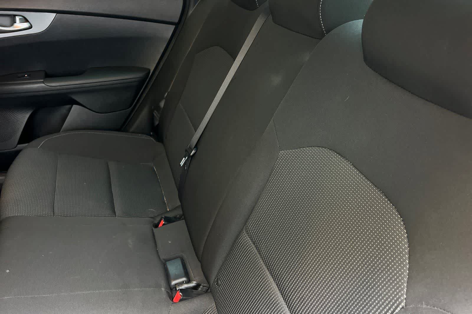 Used 2019 Kia Forte LXS FWD image 5