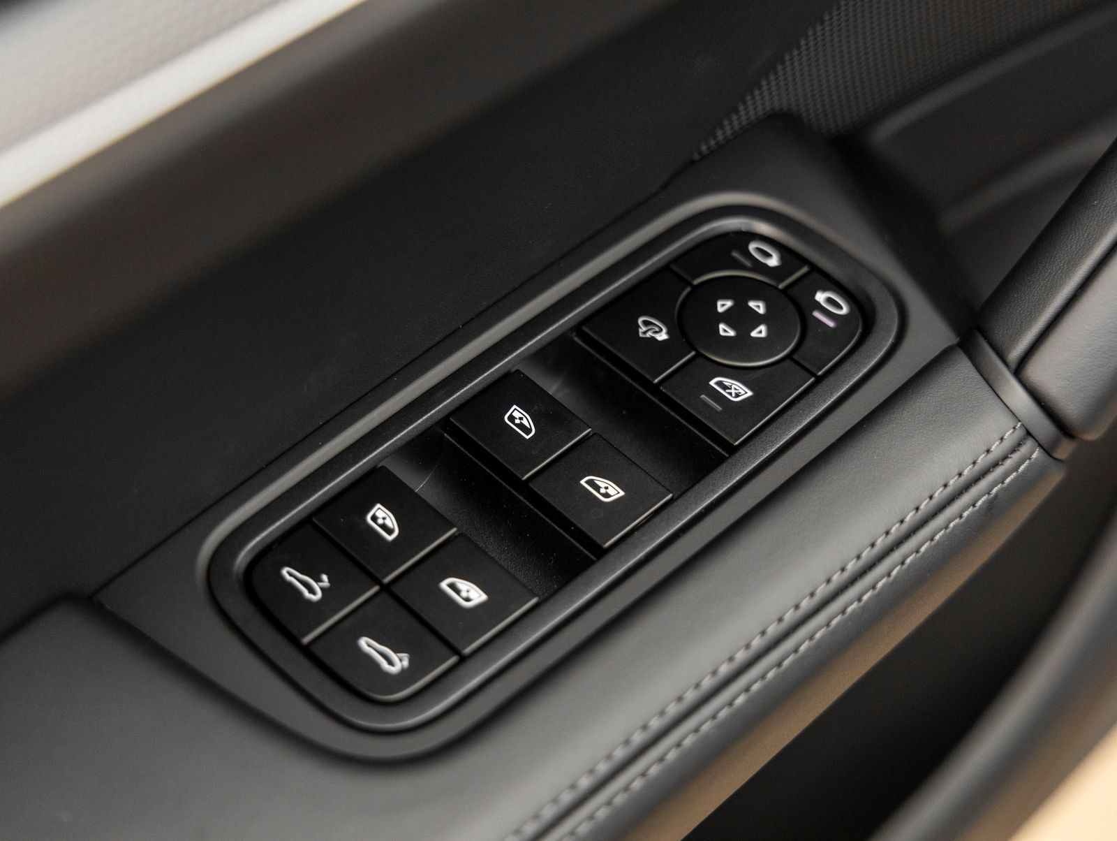 New 2026 Porsche Cayenne S AWD/4WD image 20