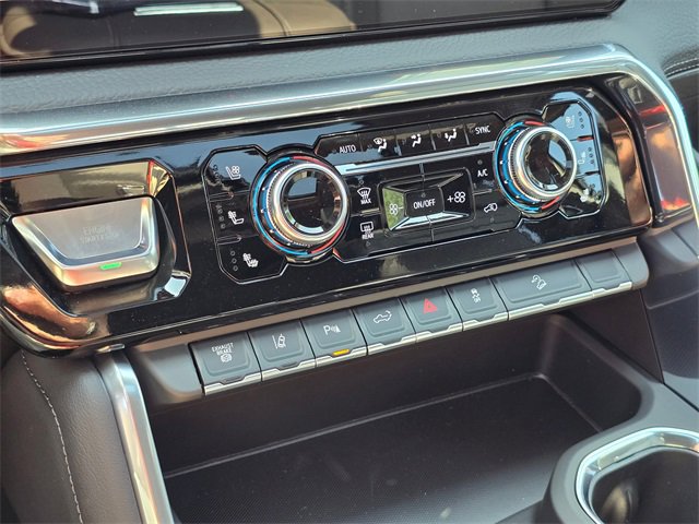 New 2025 GMC Sierra 3500 Denali w/ Denali Reserve Package image 29