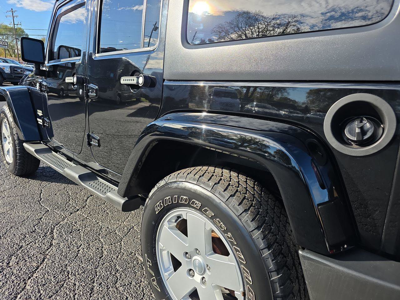 Used 2011 Jeep Wrangler Unlimited Sahara w/ Dual Top Group image 31