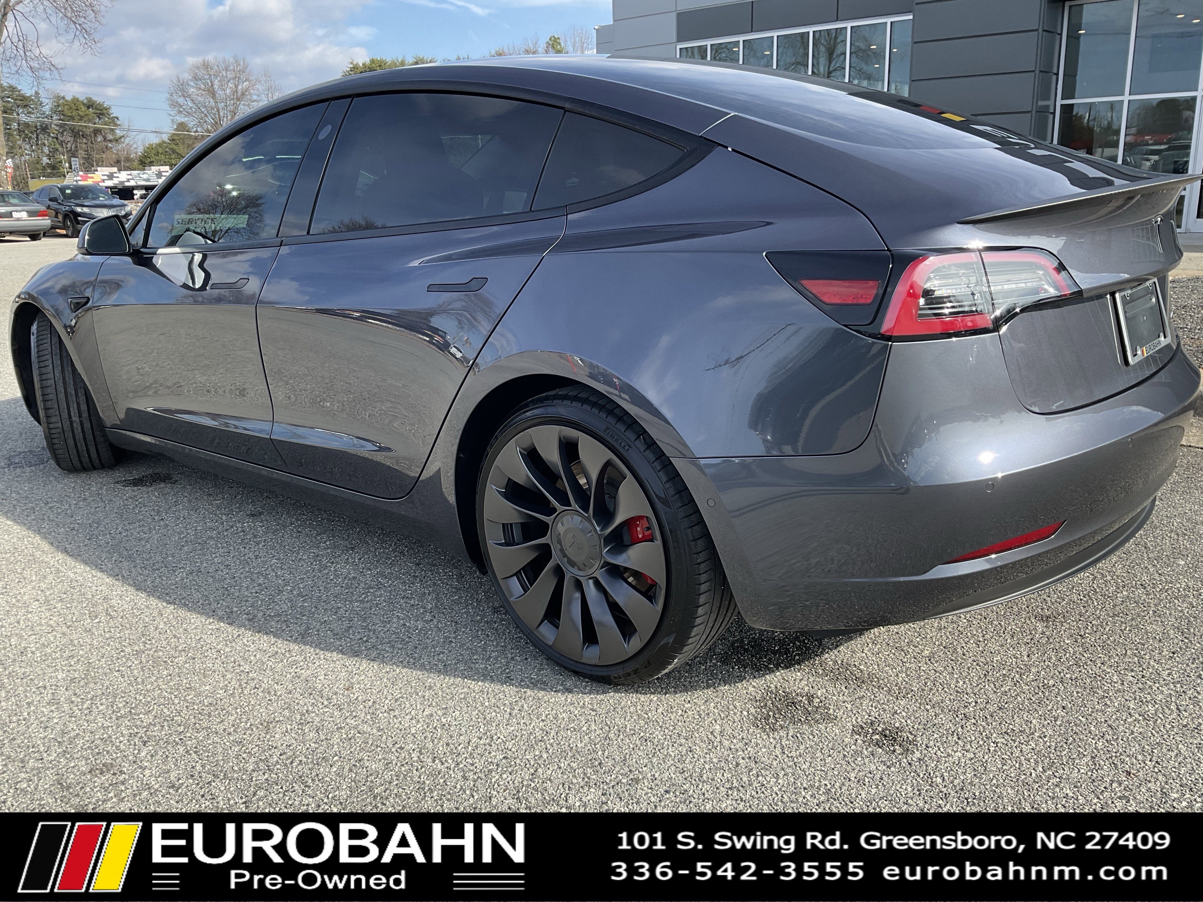 Used 2021 Tesla Model 3 Performance image 3