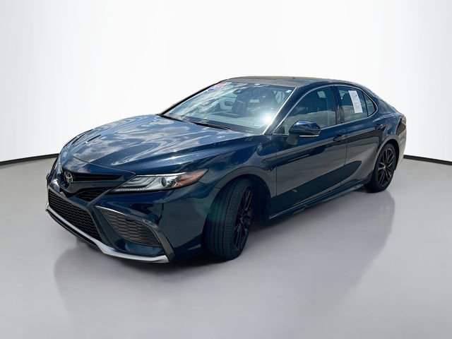 Used 2021 Toyota Camry XSE image 4
