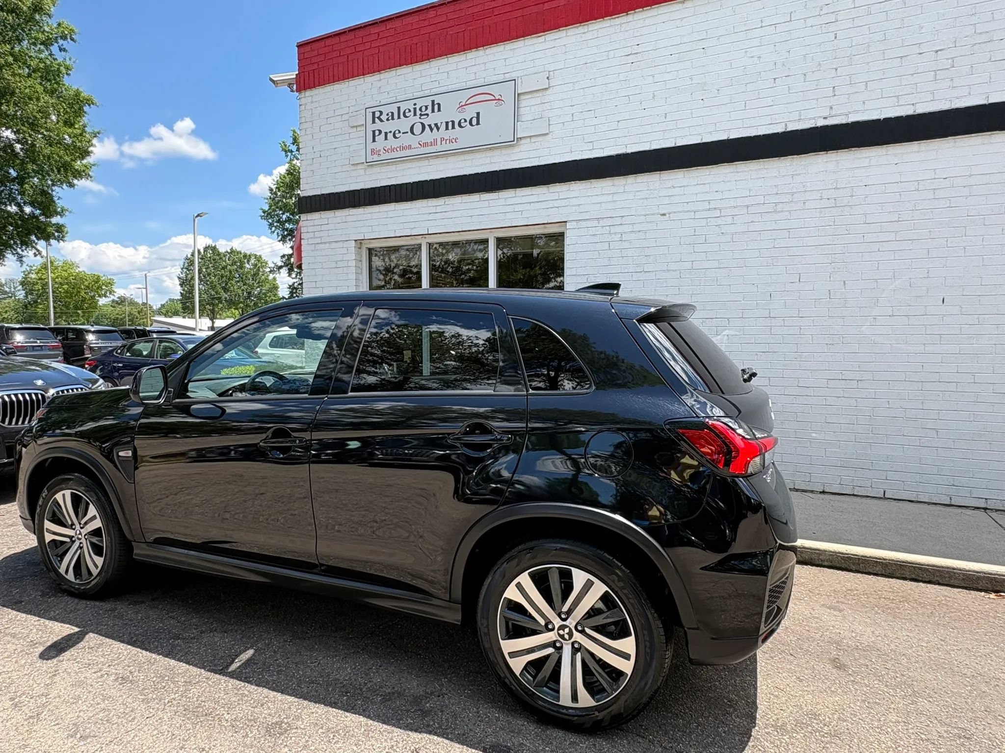 Used 2025 Mitsubishi Outlander Sport AWD image 7