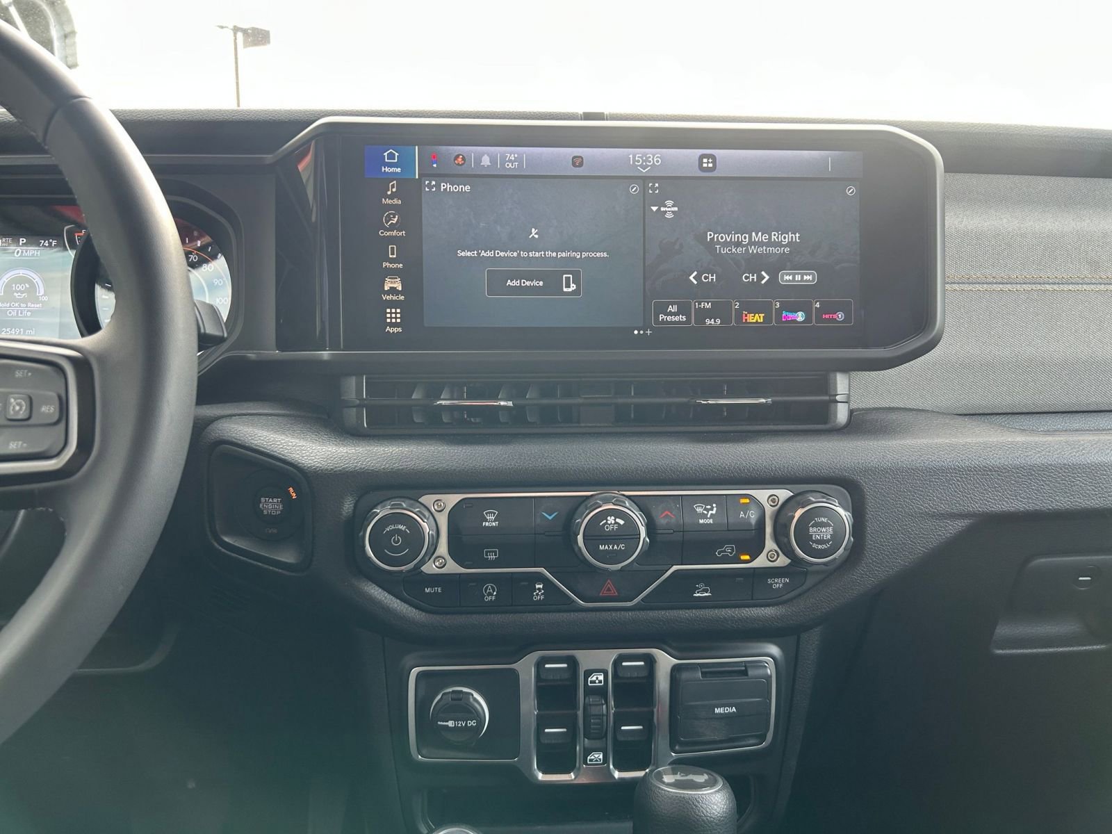 Used 2025 Jeep Wrangler Sport S image 20